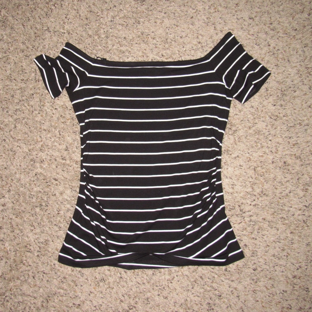 Black and white stripe off shoulder
